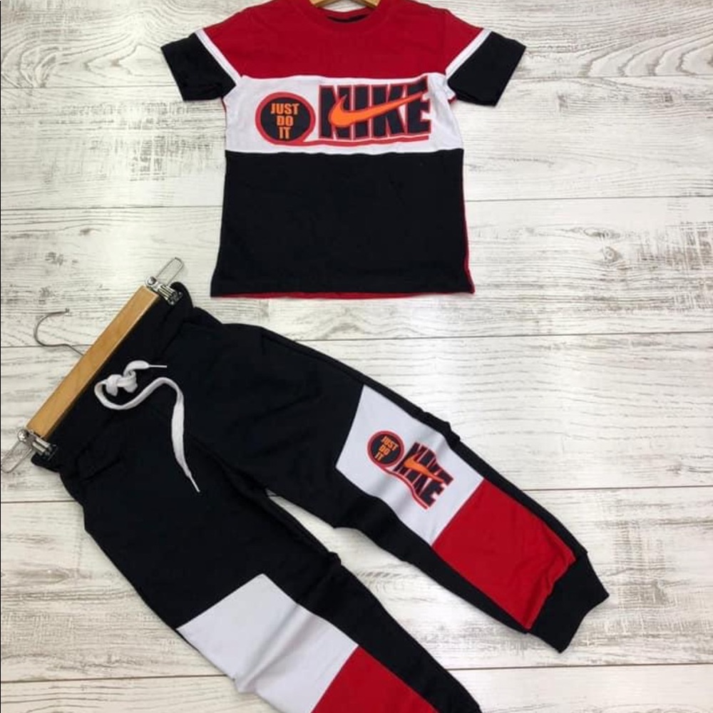 (Brand new) Kids Outfits Top And Bottom